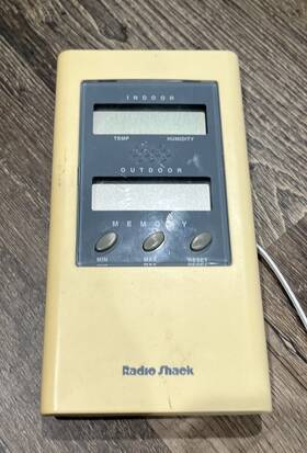 63-867 Radio Shack No. Lcd Indoor Outdoor Thermometer Hygrometer Vintage E