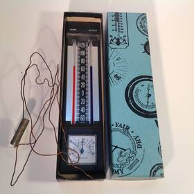 5387-1 Taylor Vintage Woodcrest Indoor Outdoor Thermometer With Humidity Model