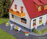 Decorative Set Flower Pots And Garden Equipment Ho/oo Gauge Kibri Kit 38141. Fixed Price $32.54.