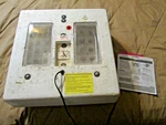 Little Giant 9200 Still Air Egg Incubator Hatching Chicks & Turner Working. Fixed Price $60.00.