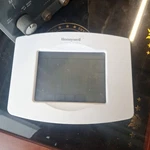 Honeywell RTH8580WF1007 7-DAY Programmable Wi-fi Thermostat Touchscreen. Fixed Price $29.88.