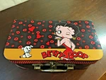 Betty Boop Chocolate Drink Cup Set For 2, Lunch Box, 2008 Giftcraft. Fixed Price $14.95.