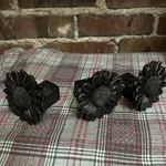 Potty Feet Daisy Figures Planter Riser - Handmade Yard Art Ornaments 3PCS. Fixed Price $14.99.
