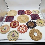 14 Rattan Woven Wicker Trivets Vintage Raffia Hot Pads Pot Holders Decor Set. Fixed Price $60.00.