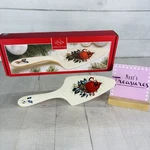 Lenox Winter Greetings Red Ribbons Bird Holly 11" Ceramic Dessert Server New. Fixed Price $25.49.