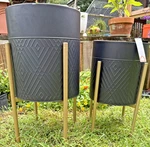 Sagebrook Home Contemporary Black Gold Set S/2 Diamond Planters Metal Stands. Fixed Price $109.98.