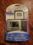 Nos Radio Shack 63-1087 Indoor / Outdoor Wireless Thermometer Battery Operated. Fixed Price $28.77.